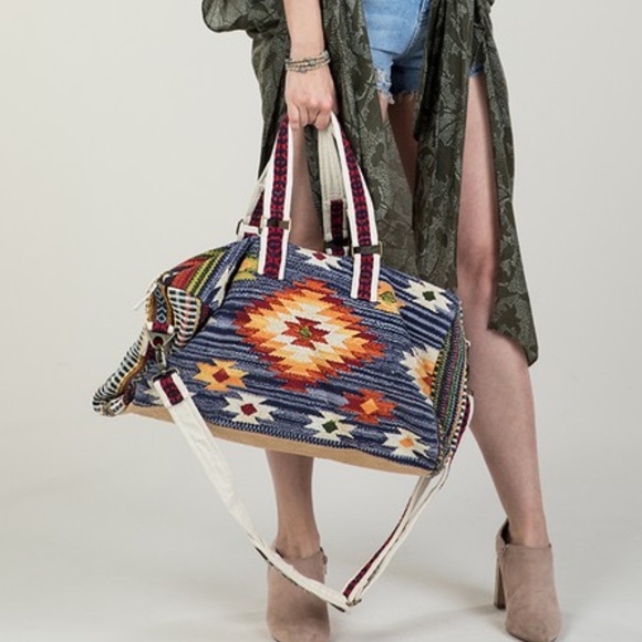 Handbags - Last 1! NWT Boho Aztec Pattern Weekender Travel Tote Bag